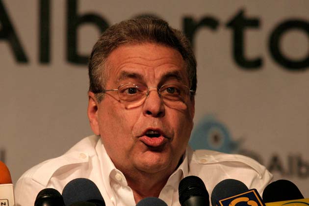 Ravell's Departure Signals Deepening Control of Venezuela's Media Under Chavista Regime